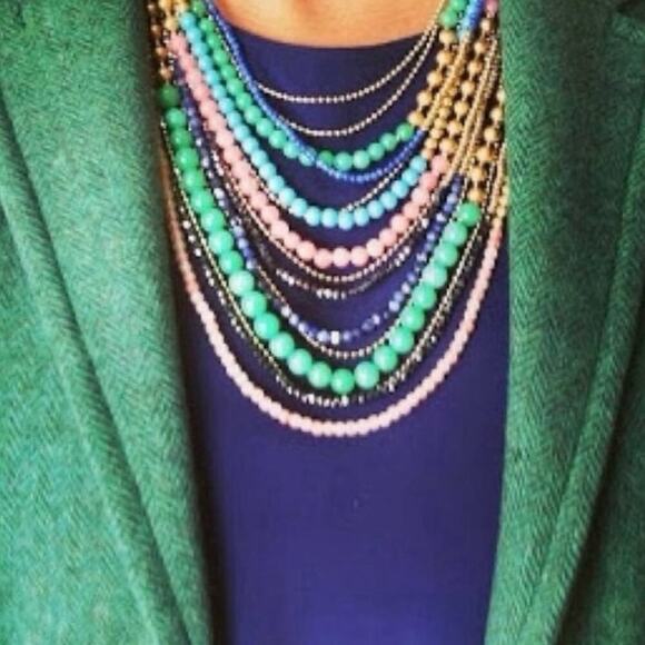 Stella & Dot Zahara Multi-
Strand/Color Semi Precious Bib Layered Necklace - Picture 2 of 16